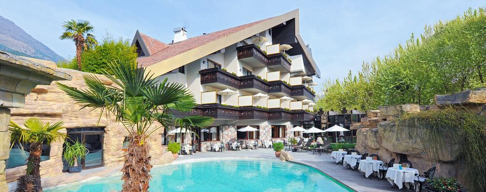 Hotel Vier Jahreszeiten Silandro Ngoại thất bức ảnh