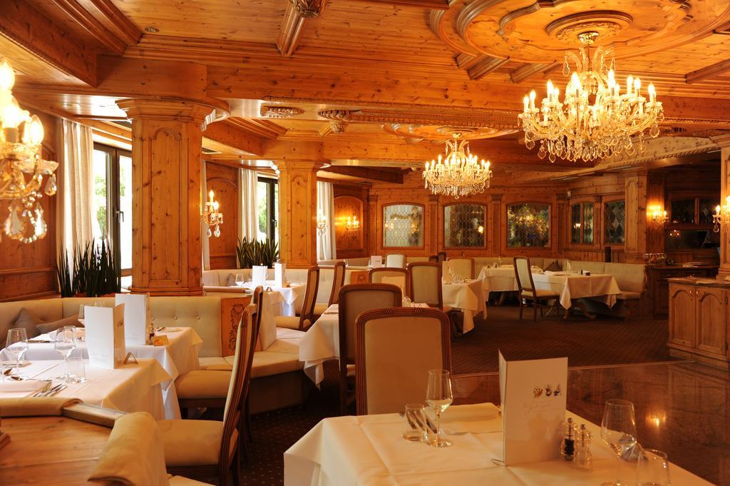 Hotel Vier Jahreszeiten Silandro Ngoại thất bức ảnh