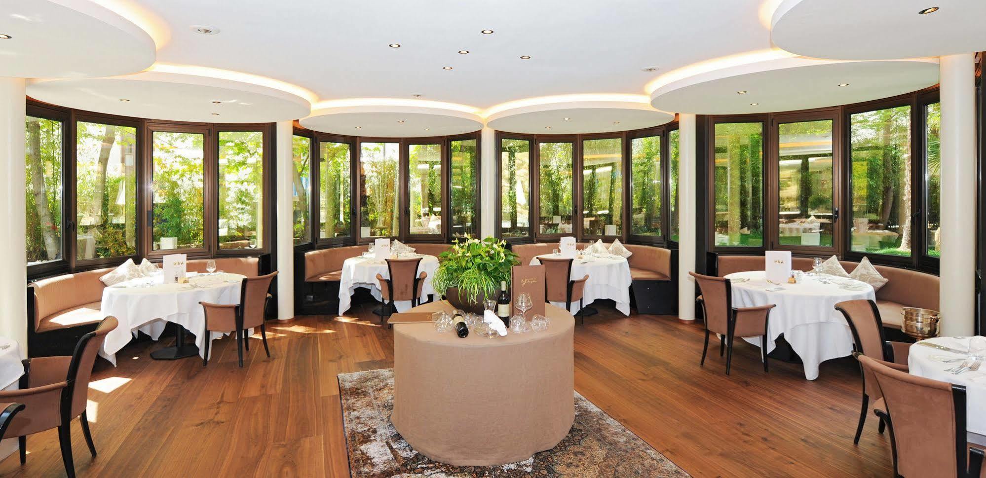 Hotel Vier Jahreszeiten Silandro Ngoại thất bức ảnh