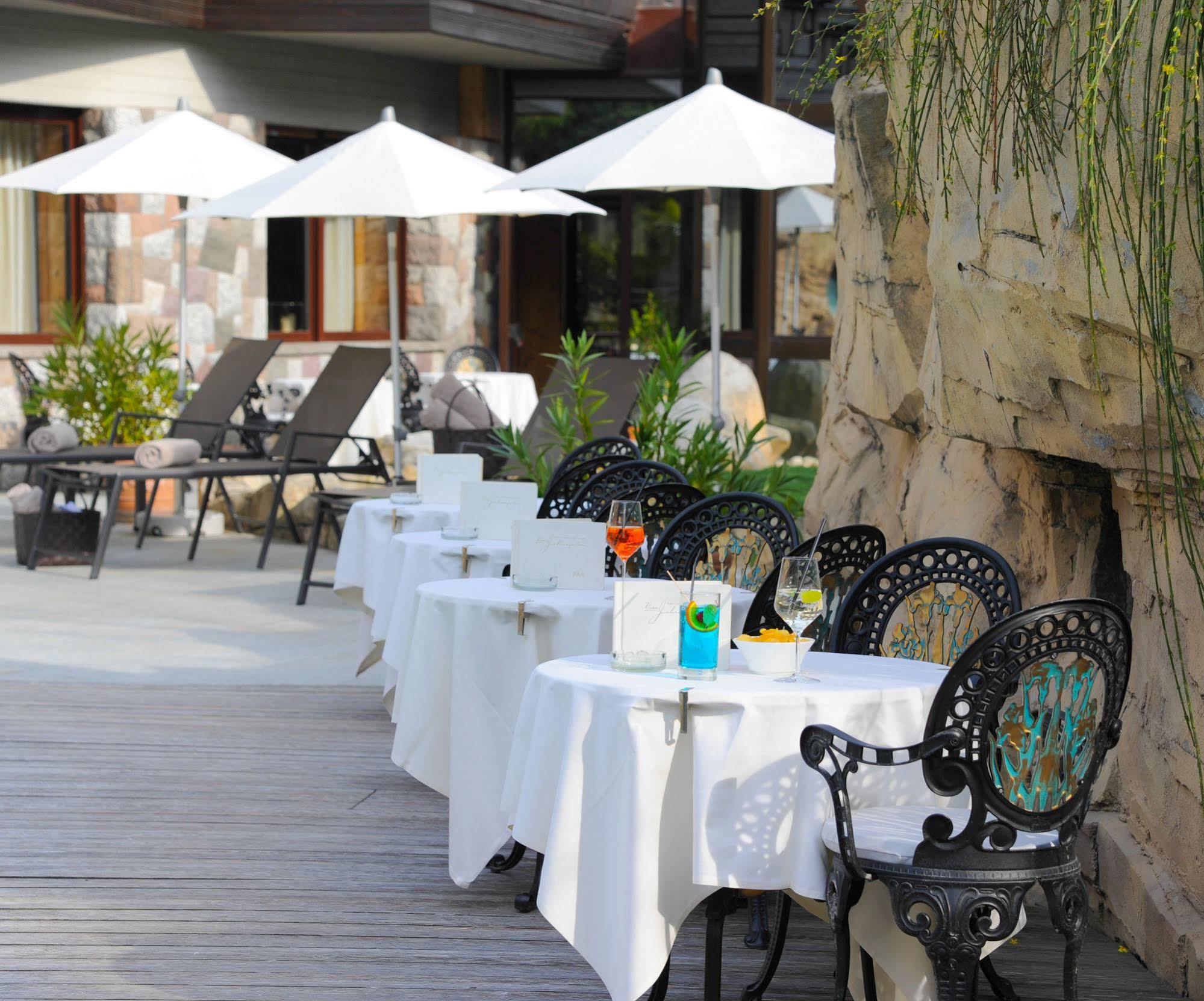 Hotel Vier Jahreszeiten Silandro Ngoại thất bức ảnh